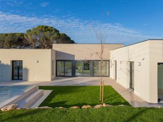 Casa a Avenida espanya (ur mont-rei) 27. Casa de obra nueva de alta gama, con jardín, piscina y sistemas