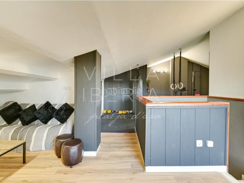 Foto 204abf24-28b2-4356-8085-6b157c9af86c. Apartamento en calle mallorca 34 en exclusiva ático dúplex con terraza a 400 m del paseo marítimo en Palamós