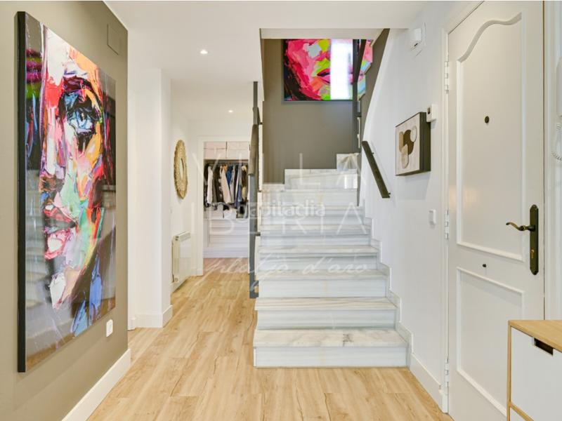 Foto 71813f9c-a8b1-4ede-8b6e-59d3e8c14541. Apartamento en calle mallorca 34 en exclusiva ático dúplex con terraza a 400 m del paseo marítimo en Palamós