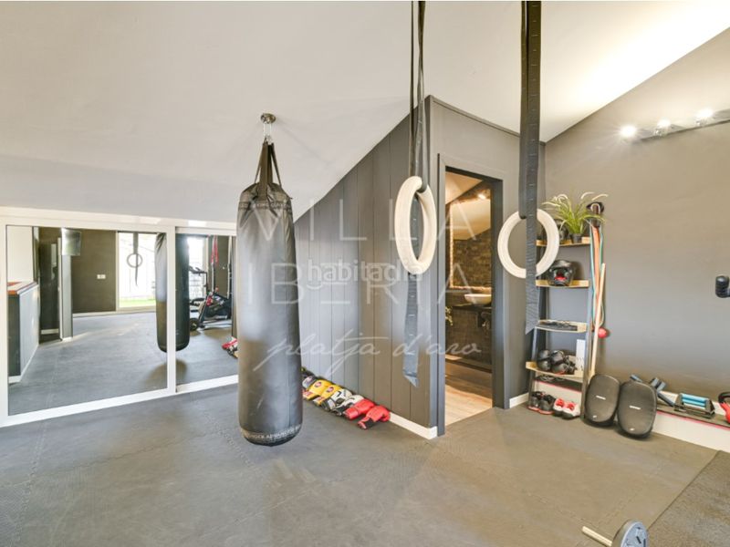 Foto b5f2106c-0b68-45a8-9f0e-12df1e6e57d7. Apartament amb calefacció aparcament a Avinguda Catalunya Palamós
