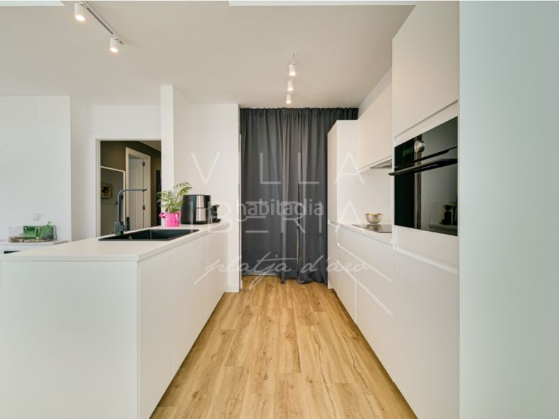 Foto d205f323-1619-493b-a83a-125d6697fd60. Apartament amb calefacció aparcament a Avinguda Catalunya Palamós