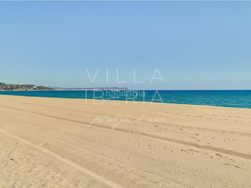 Foto 19c26481-348c-4450-acab-4d4520ca083f. Apartamento en passeig maritim piso reformado en primera línea de mar playa central de platja daro en Platja d´Aro