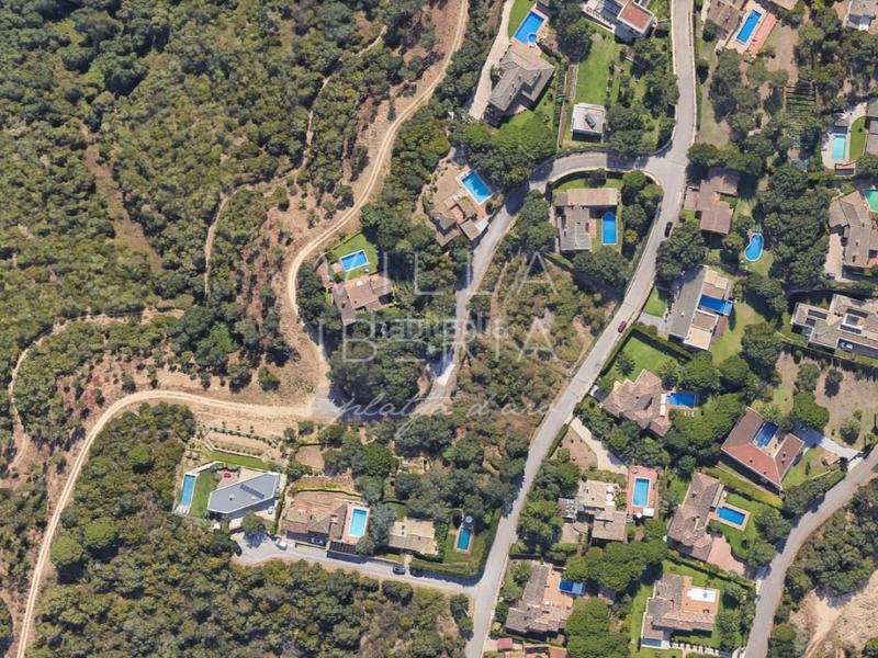 Foto 31826c32-066c-4a33-ae61-13bf74bc6381. Terrain résidentiel dans calle farigola 5 dans Urbanitzacions Platja d´Aro