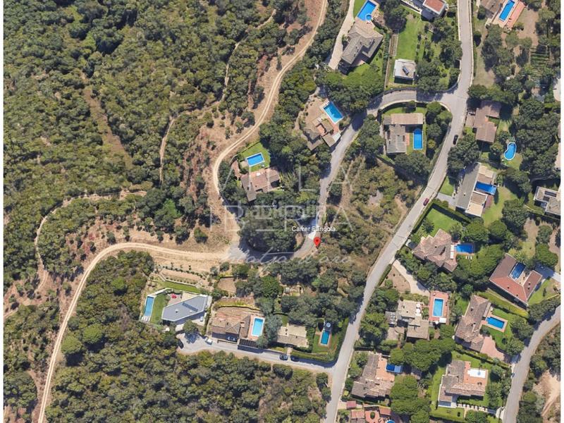 Foto c9ce38e8-72a9-4774-b6d8-185c7dcfff0a. Terrain résidentiel dans calle farigola 5 dans Urbanitzacions Platja d´Aro