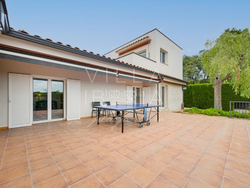 Foto 4a842d51-3f52-4b19-b299-0e37fea46c23. Casa en calle tordera chalet en ubicación excelente, con piscina y vistas abiertas en Calonge
