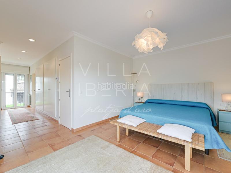 Foto c9db2c1c-3df8-4dc5-a7ad-6cbe9d43ae35. Casa en calle tordera chalet en ubicación excelente, con piscina y vistas abiertas en Calonge