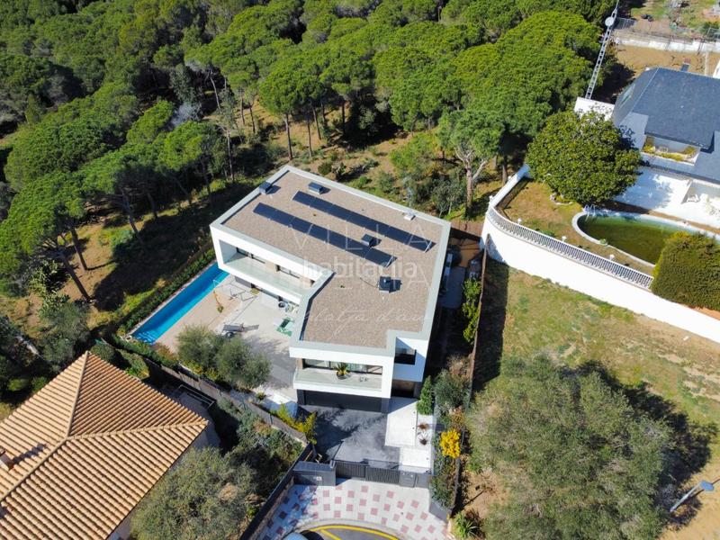 Foto 043449f0-900b-475e-b1fc-ffc3bf24f942. Casa en calle vicenç bou 27 moderna villa céntrica en platja daro de reciente construcción en Platja d´Aro