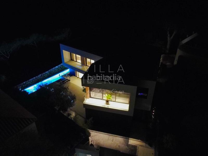 Foto e35696c6-cd32-41e7-8e7f-ddbf15d7477d. Casa en calle vicenç bou 27 moderna villa céntrica en platja daro de reciente construcción en Platja d´Aro