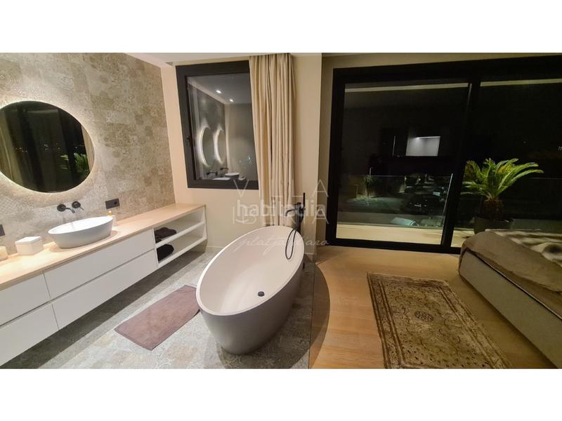 Foto fe3e8177-08e5-469e-a0ec-85ae81d56bde. Casa en calle vicenç bou 27 moderna villa céntrica en platja daro de reciente construcción en Platja d´Aro