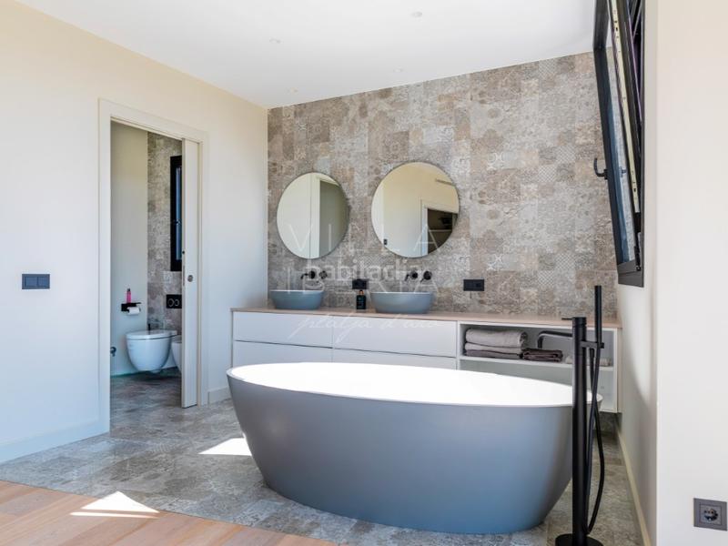 Foto e67ceaa0-4498-42a3-a1c9-8937412da540. Casa a calle vicenç bou 27 a Fenals Platja d´Aro