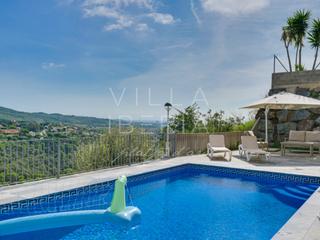 Haus  Calle om 16. Casa con vistas al mar y montaña, piscina privada y terraza en c