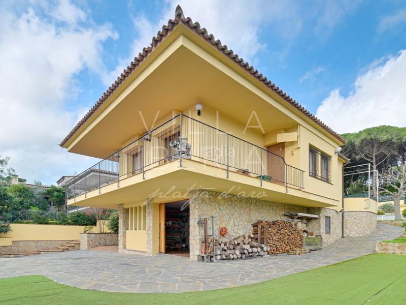 Foto 279accf3-5a0b-4b2f-96af-89081e643a5c. Haus in calle esglesia 7 in Fenals Platja d´Aro