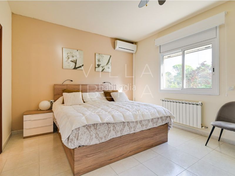 Foto 97094c1f-77fb-4c87-8bcd-8eb727c43d11. Casa en paseo ametista 27 confortable villa con piscina y licencia turística en Platja d´Aro