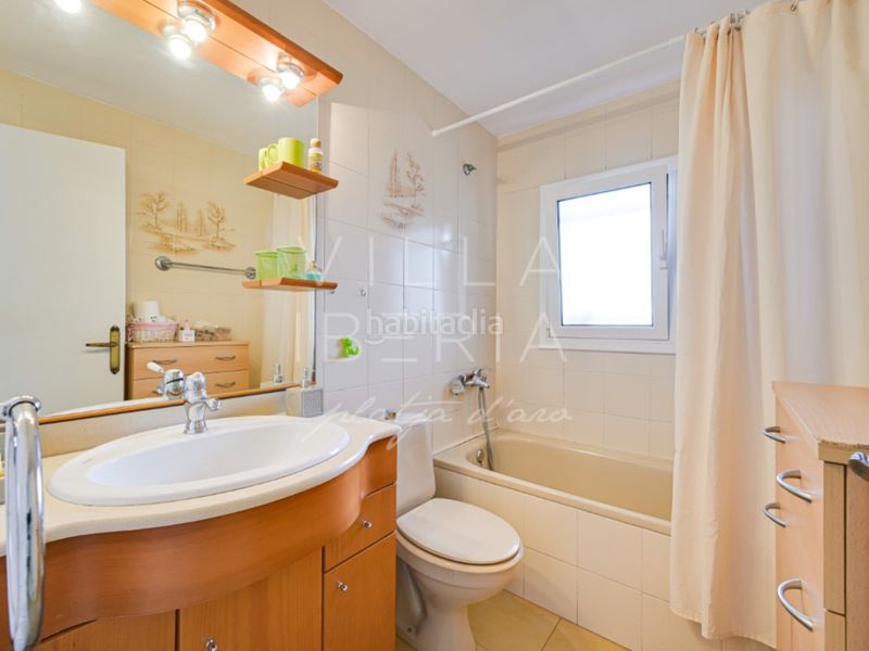 Foto fbebc705-aa9e-4a63-a5b9-2a27dd7f03f6. Casa en avenida rossello 26 exclusiva casa con vistas al mar cerca de la playa de torre valentina en Sant Antoni de Calonge