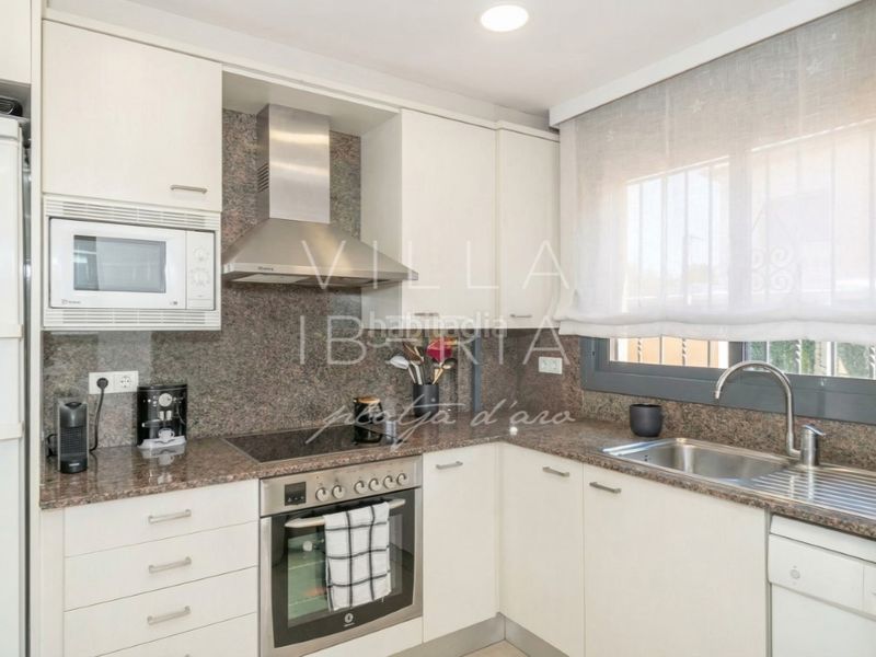 Foto 4a7ce7b2-3df5-418d-9605-8a7d34043b93. Casa adossada amb aparcament a Fenals Platja d´Aro