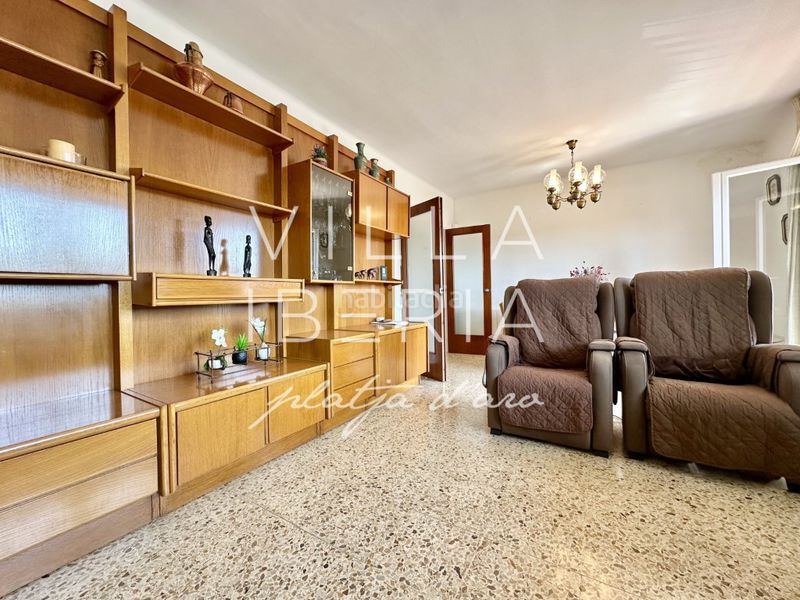 Foto 14e97929-5fd0-47cb-8818-2408ed6a1da4. Apartamento en calle enric morera 16 espacioso apartamento con mucha luz en excelente ubicación en Platja d´Aro