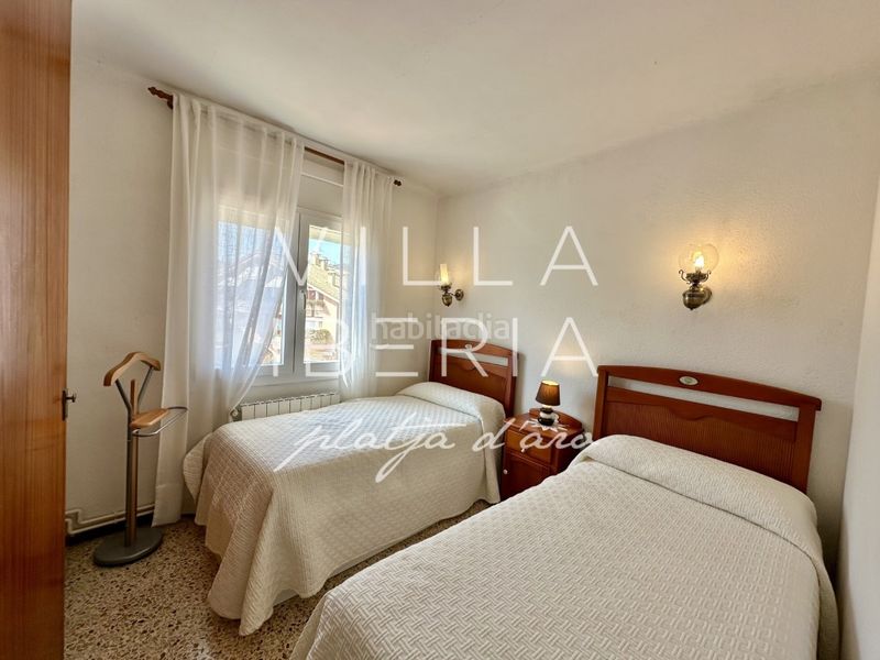 Foto 4239cd77-f7c6-439e-a4b9-b3c0112ea11c. Apartamento en calle enric morera 16 espacioso apartamento con mucha luz en excelente ubicación en Platja d´Aro