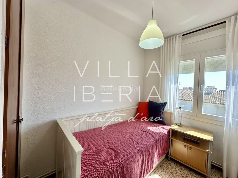 Foto b55b9153-fdc5-456e-ba54-764dac5a2b05. Apartamento en calle enric morera 16 espacioso apartamento con mucha luz en excelente ubicación en Platja d´Aro