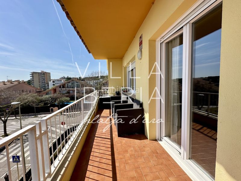Foto de7b2374-0501-4f58-bd8f-0113769e81d0. Apartamento en calle enric morera 16 espacioso apartamento con mucha luz en excelente ubicación en Platja d´Aro
