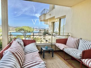 Apartament a Calle pineda (s'agaro) 3. Apartamento con vistas al mar en sagar�  sant pol edificio las b