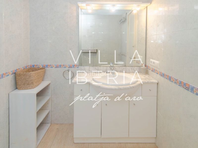 Foto fce11a29-1f22-42a2-8673-5d1c1e176eec. Apartament amb aparcament a Centre-Platja Platja d´Aro