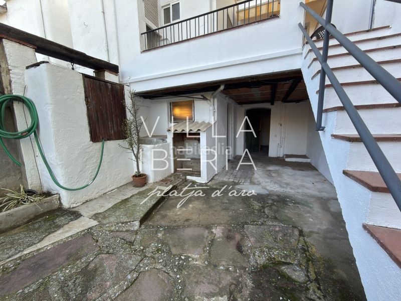 Foto c7b1f746-31bb-4463-934f-0e31800dbfa6. Casa en carretera girona 123 encantadora casa de pueblo con jardín soleado en ubicación central en Sant Feliu de Guíxols