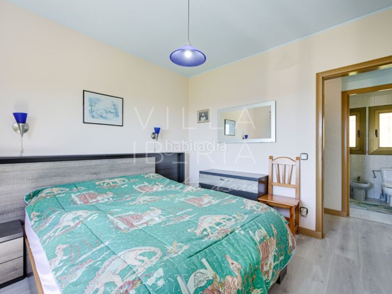 Foto a31d08c9-beb3-4021-ad05-7fb3f8457509. Casa a calle siena 1 a Cabanyes-Mas Ambrós-Mas Pallí Calonge