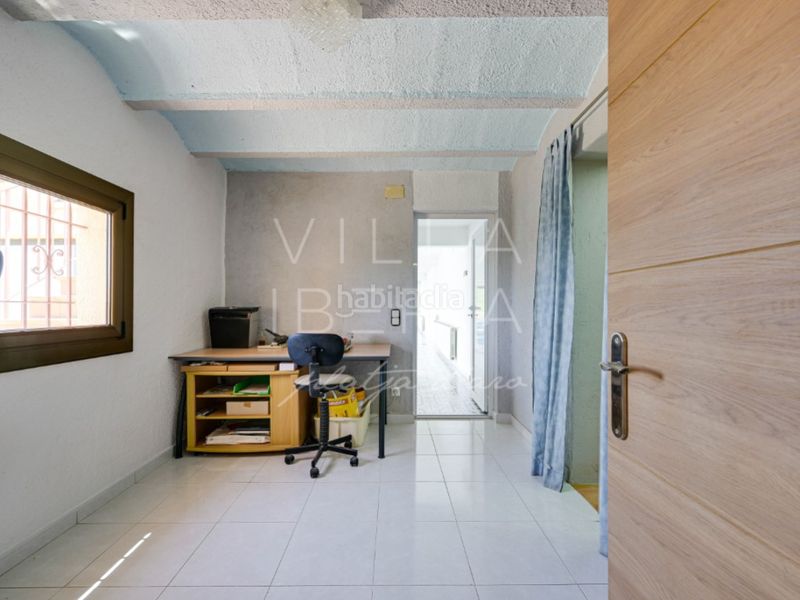 Foto ce78f804-0b49-4f9e-abb6-ce45ee10a9e0. Casa a calle siena 1 a Cabanyes-Mas Ambrós-Mas Pallí Calonge