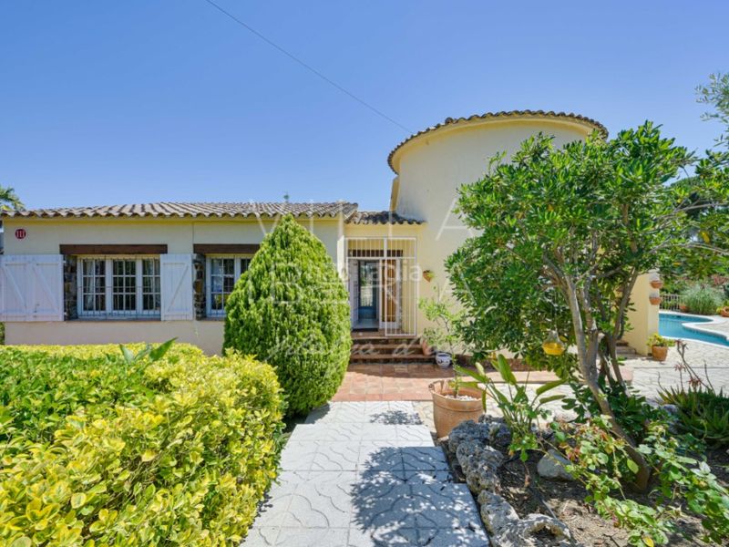 Foto cdd2d01a-0f7b-47e2-a59b-7609e6868df6. Casa a Cabanyes-Mas Ambrós-Mas Pallí Calonge