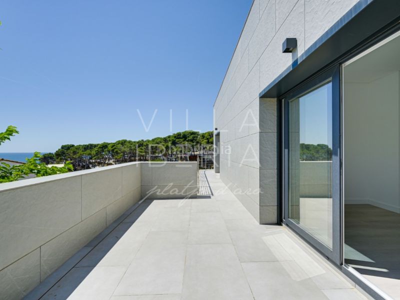 Foto 509fd927-d882-4525-b215-30865db8b689. Casa a calle codolar d'en gotes (des) 1 a La Fosca - Cala Margarida Palamós