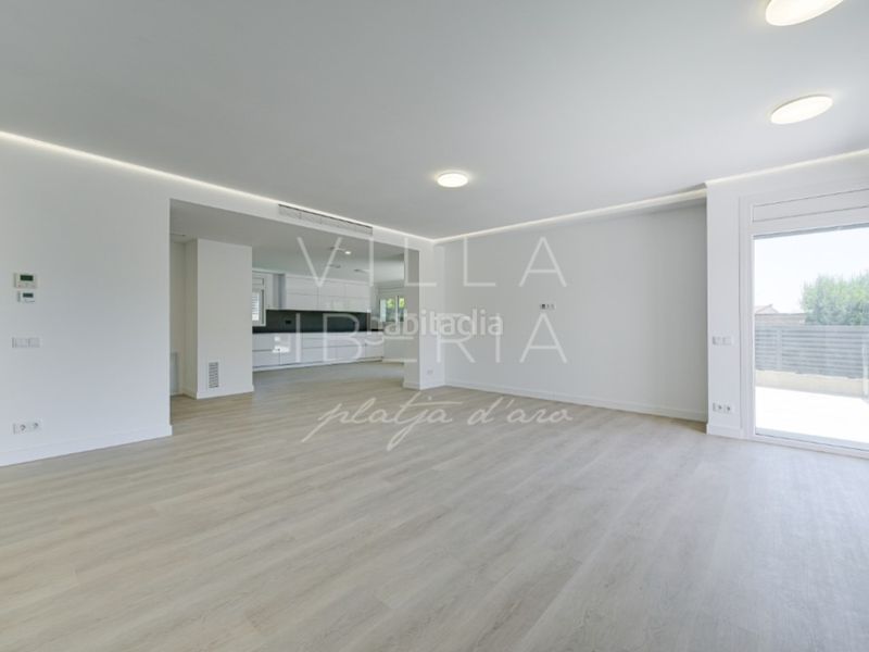 Foto be3f110d-6588-4384-827d-bef0bc402dab. Casa a calle codolar d'en gotes (des) 1 a La Fosca - Cala Margarida Palamós