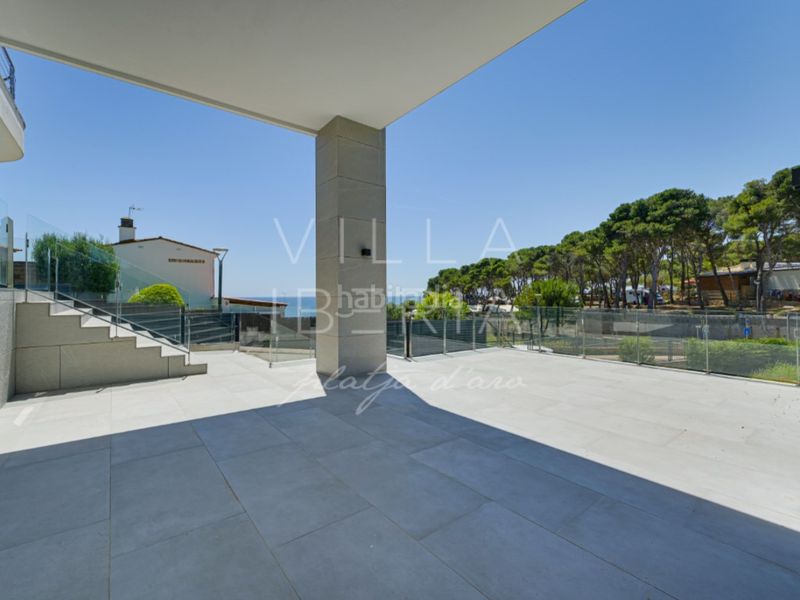 Foto d92982fe-396a-40f4-9b1f-031b6b0bab97. Casa a calle codolar d'en gotes (des) 1 a La Fosca - Cala Margarida Palamós