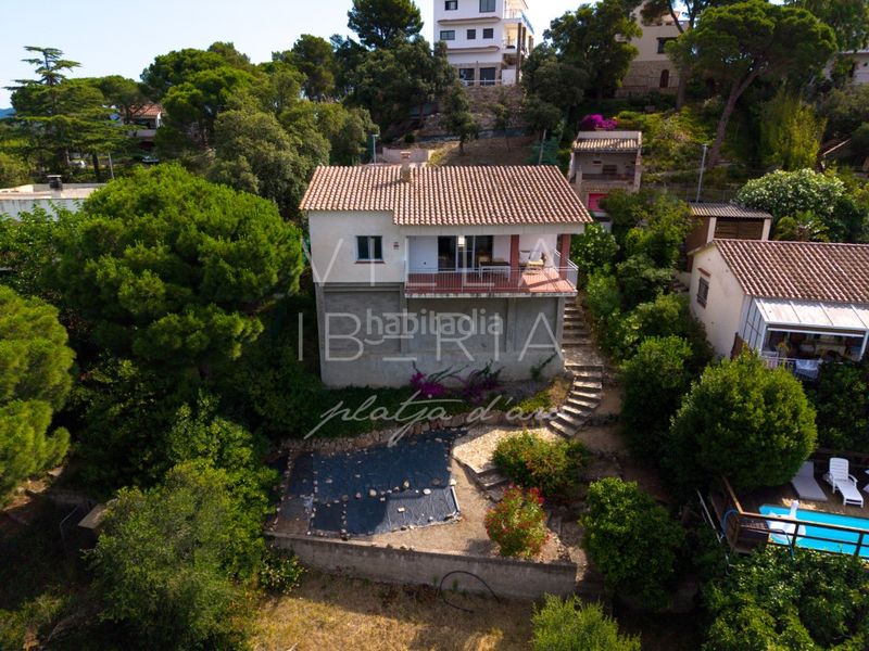 Foto 5d9a9a1b-ce71-43d2-b193-fc4370d2ca4e. Casa a passeig amatista 11 a Los Pinos-Politur Platja d´Aro