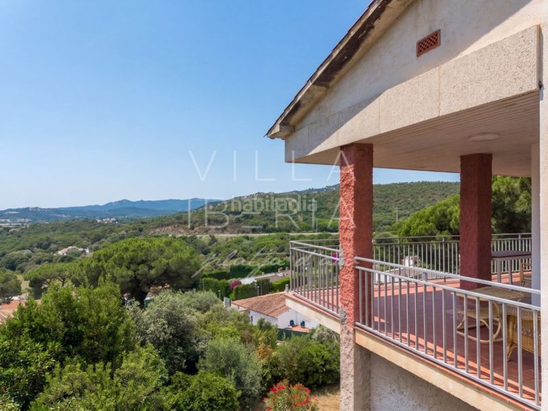 Foto 5e336f27-63d0-4af5-a171-e2b5edab7762. Casa a passeig amatista 11 a Los Pinos-Politur Platja d´Aro