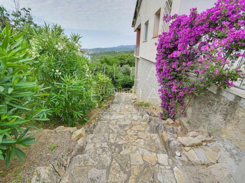 Foto d6de4981-fa2b-4009-ae3b-65ae38fcb675. Casa a passeig amatista 11 a Los Pinos-Politur Platja d´Aro