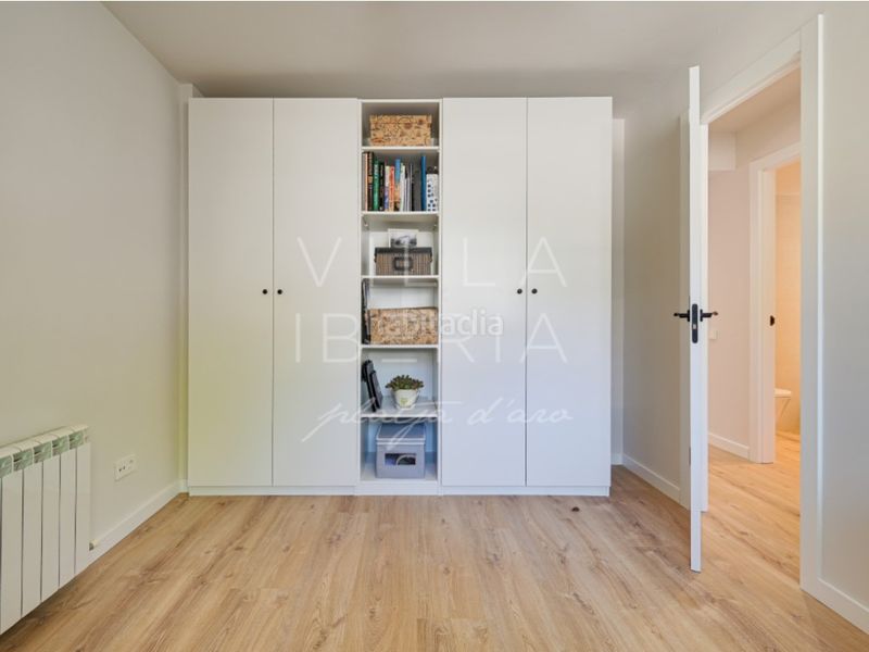 Foto 35ecc9a9-5f0b-4f47-9e7f-4c4d4660ee49. Apartamento en avenida catalans universals dels 8 impecable apartamento en port daro con vista a la marina en Platja d´Aro