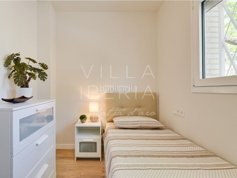 Foto aafdd9e8-1a79-4cdc-88e7-4b7190ac8dd4. Apartamento en avenida catalans universals dels 8 impecable apartamento en port daro con vista a la marina en Platja d´Aro