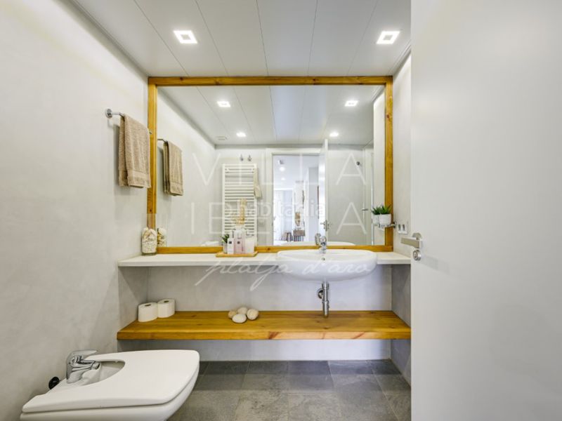 Foto 3048a2d7-8b7c-4f5a-a74a-700bf00ad4b2. Apartamento en avenida verona i terol 14 exclusivo ático en port daro en Platja d´Aro