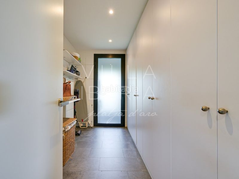 Foto 3f6bcef7-4dca-41cb-9ddc-0fbb3de21cc4. Apartamento en avenida verona i terol 14 exclusivo ático en port daro en Platja d´Aro