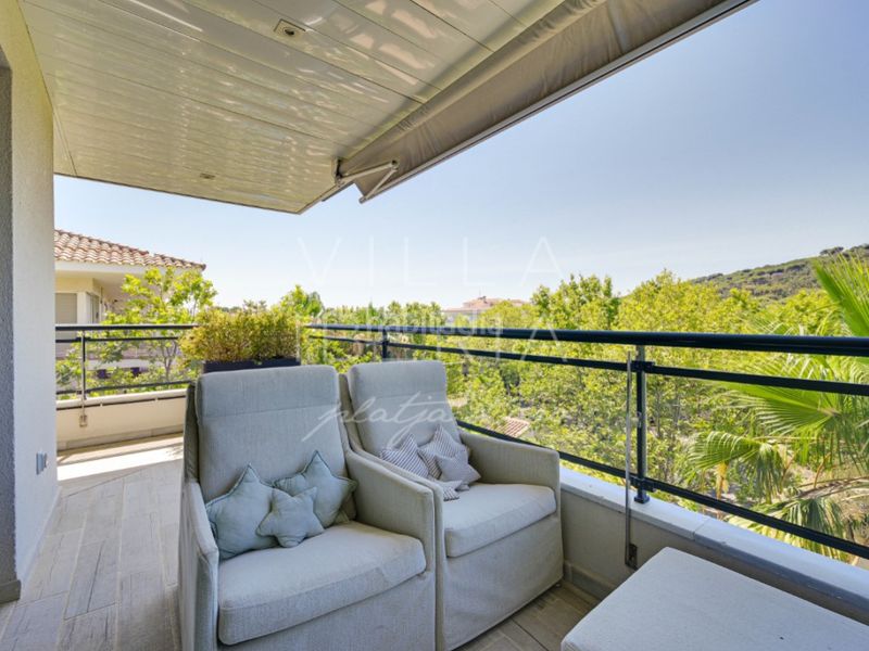 Foto 7a24fff7-99e4-4b89-ac42-2d7e7e084b8e. Apartamento en avenida verona i terol 14 exclusivo ático en port daro en Platja d´Aro