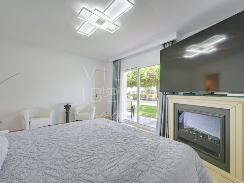 Foto 7bd7526b-90bd-421b-ba30-af502f3235d4. Casa en calle sant narcis 9 villa renovada con piscina, vistas al mar y excelente ubicación cerca del centro en Platja d´Aro