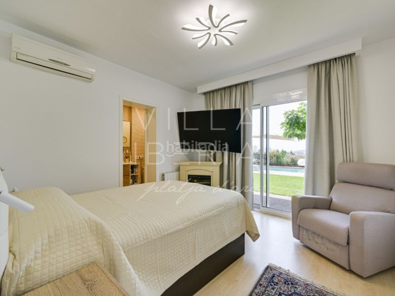 Foto 7c216727-351c-4e03-a46b-3ba43abd98d5. Casa en calle sant narcis 9 villa renovada con piscina, vistas al mar y excelente ubicación cerca del centro en Platja d´Aro
