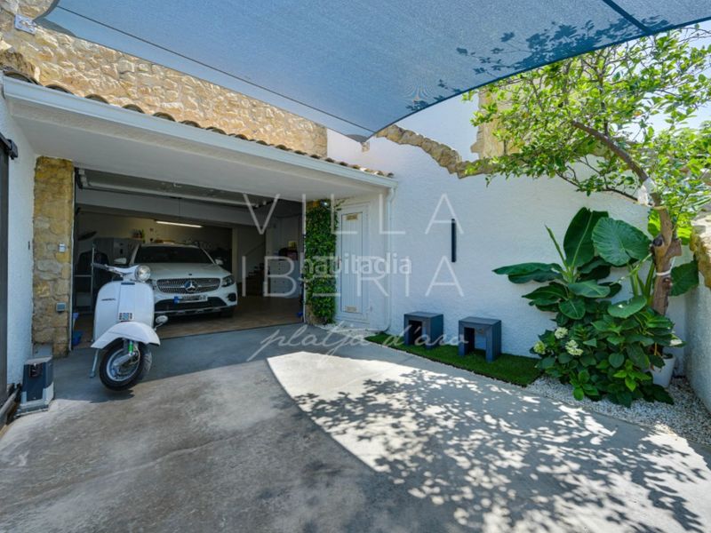 Foto a0cca960-da1a-4727-9c9f-0f632189e36f. Casa en calle sant narcis 9 villa renovada con piscina, vistas al mar y excelente ubicación cerca del centro en Platja d´Aro