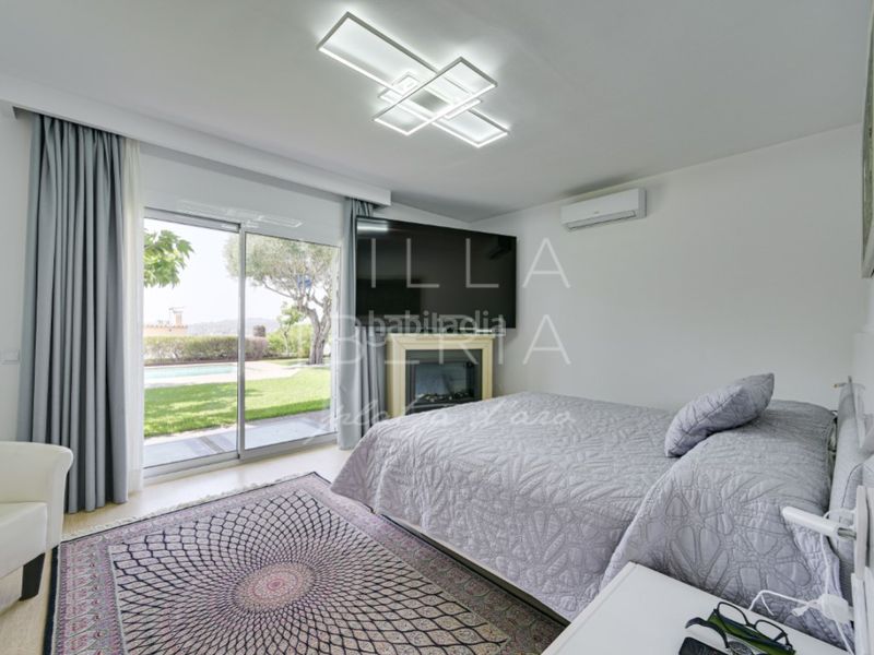 Foto bed115e0-01b4-4c11-960b-744175263e92. Casa en calle sant narcis 9 villa renovada con piscina, vistas al mar y excelente ubicación cerca del centro en Platja d´Aro
