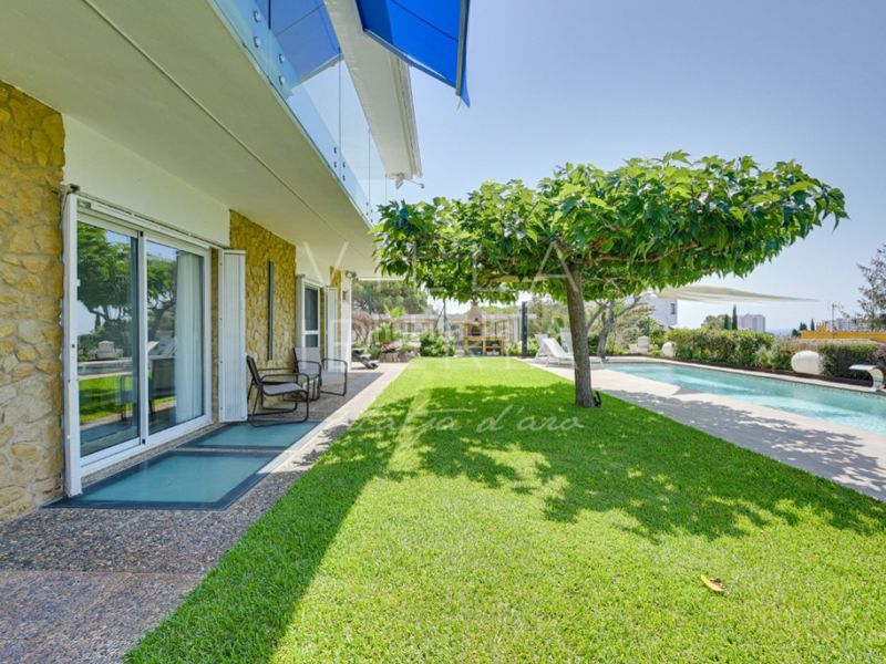 Foto e301b550-b87a-4546-a7e7-bca9a45ce72c. Casa en calle sant narcis 9 villa renovada con piscina, vistas al mar y excelente ubicación cerca del centro en Platja d´Aro