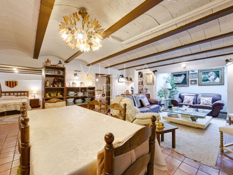 Foto e3424932-2694-41ff-867e-c26376cf2285. Casa en calle sant narcis 9 villa renovada con piscina, vistas al mar y excelente ubicación cerca del centro en Platja d´Aro