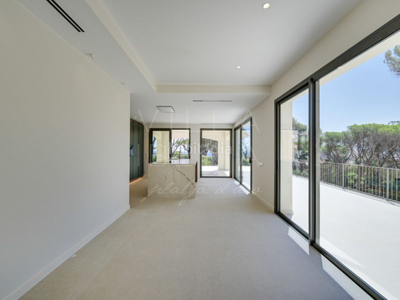 Foto 0eb762c1-e4d0-43ea-8bf7-b20904bcff73. Casa en calle gaziel 6 elegante villa clásica reformada con vistas al mar y ubicación privilegiada en Platja d´Aro