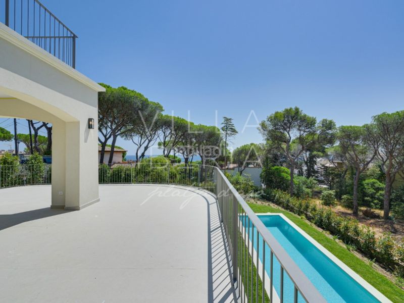 Foto 136d0e60-fbc2-47ae-8470-0b83c556c6a3. Casa en calle gaziel 6 elegante villa clásica reformada con vistas al mar y ubicación privilegiada en Platja d´Aro