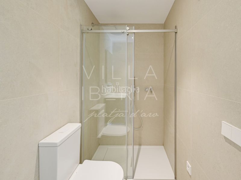 Foto 71e0da6d-4d84-47be-aa0e-44d820248fa6. Casa en calle gaziel 6 elegante villa clásica reformada con vistas al mar y ubicación privilegiada en Platja d´Aro