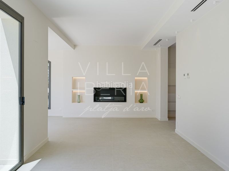 Foto 9b558e28-aa6c-4840-ad97-d06550e61cc7. Casa en calle gaziel 6 elegante villa clásica reformada con vistas al mar y ubicación privilegiada en Platja d´Aro
